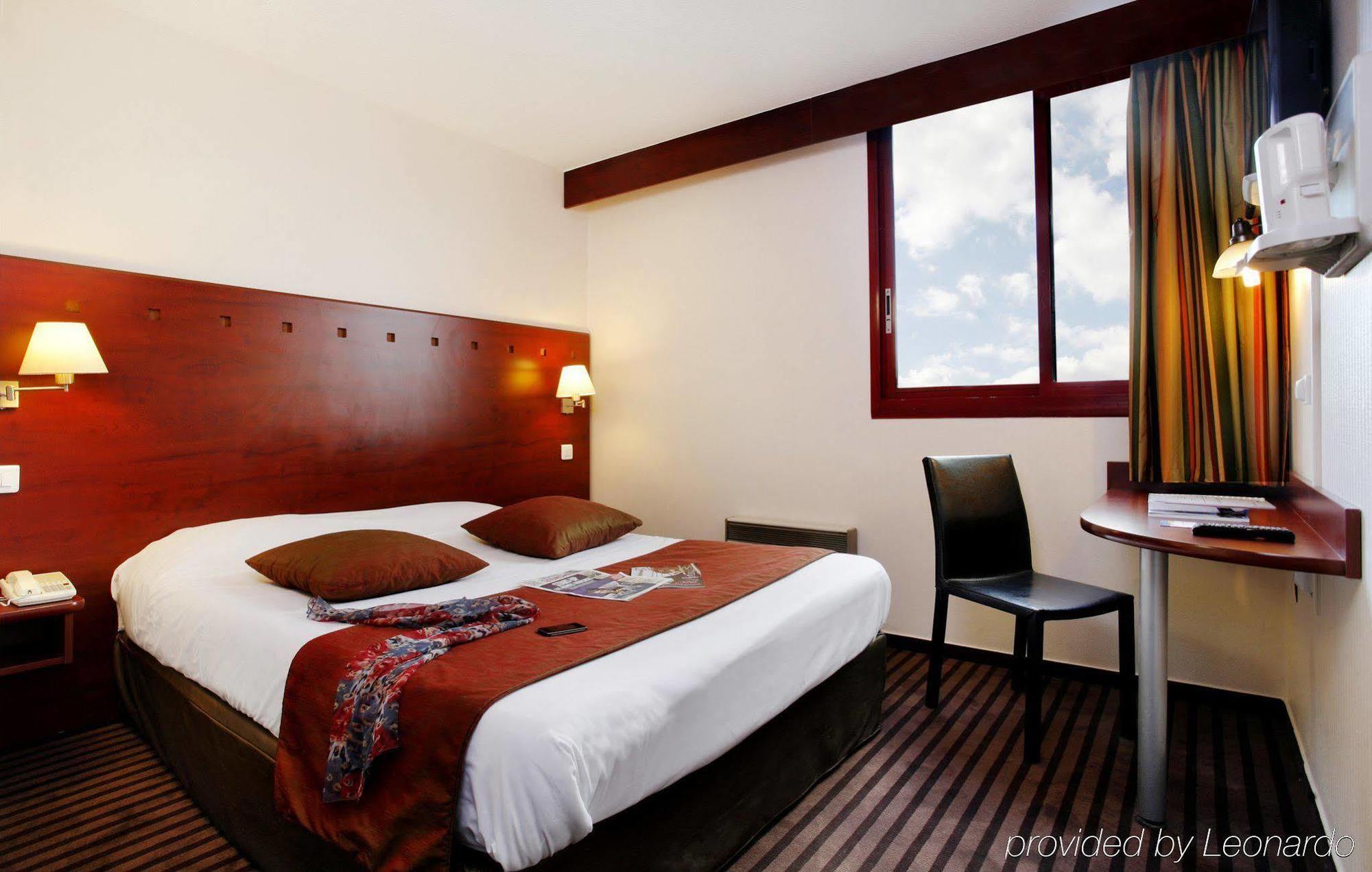 Hotel Gallieni Gennevilliers Zewnętrze zdjęcie